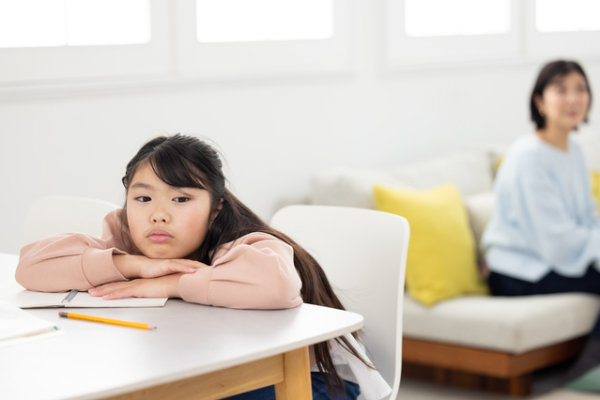 小学生の反抗期に見られる主な特徴