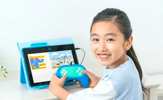 ＜コントローラー＞